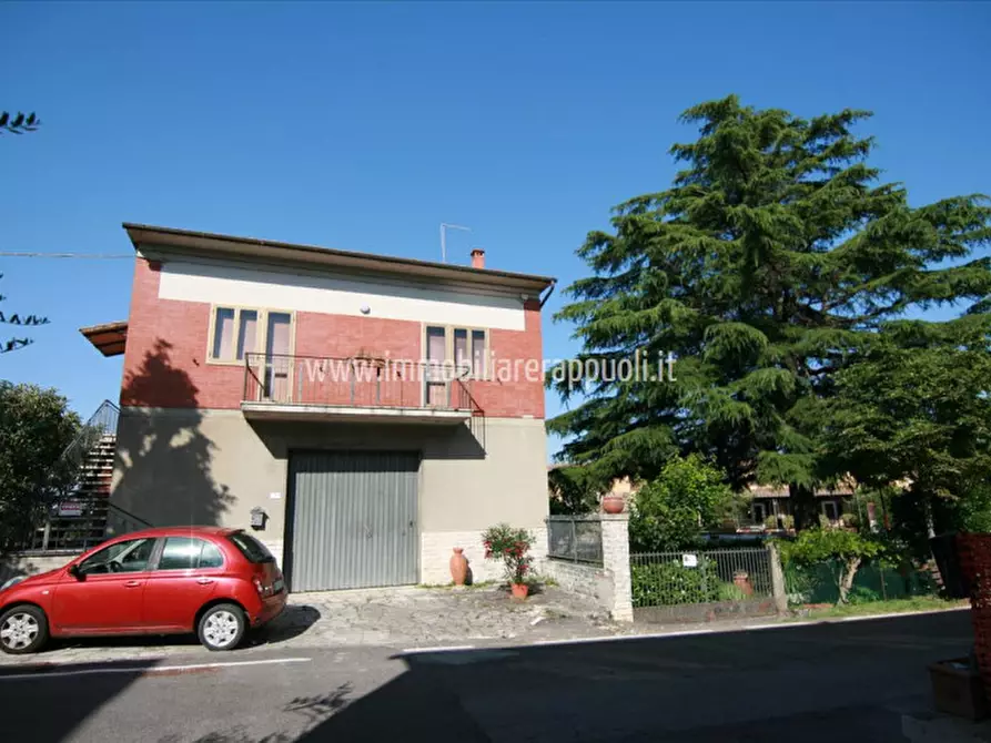 Immagine 10 di Casa indipendente in vendita  a Trequanda