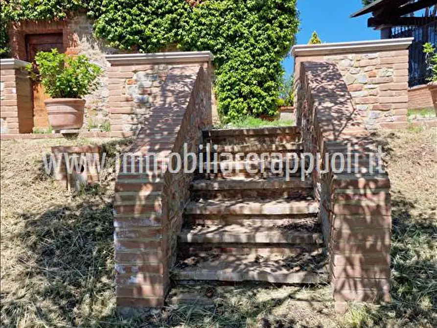 Immagine 7 di Rustico / casale in vendita  a Sinalunga