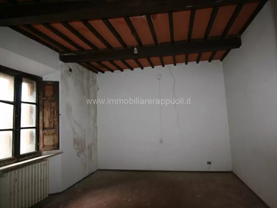 Immagine 10 di Appartamento in vendita  a Trequanda