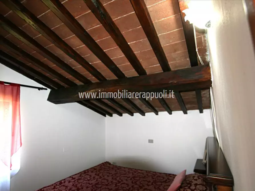 Immagine 13 di Villetta a schiera in vendita  a Sinalunga