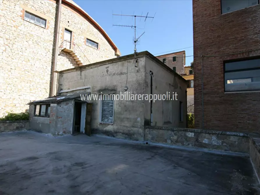 Immagine 14 di Casa indipendente in vendita  a Rapolano Terme