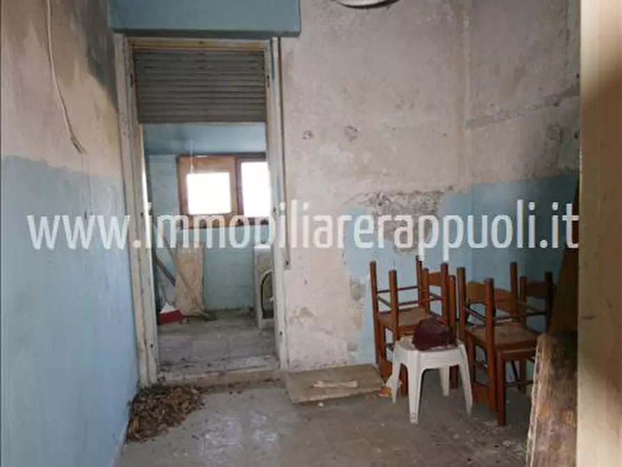 Immagine 18 di Casa indipendente in vendita  a Rapolano Terme