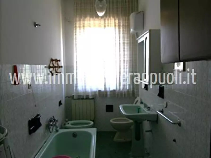 Immagine 10 di Rustico / casale in vendita  a Lucignano