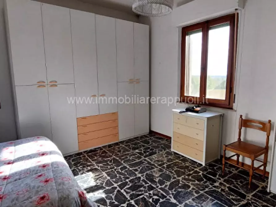 Immagine 17 di Rustico / casale in vendita  a Lucignano