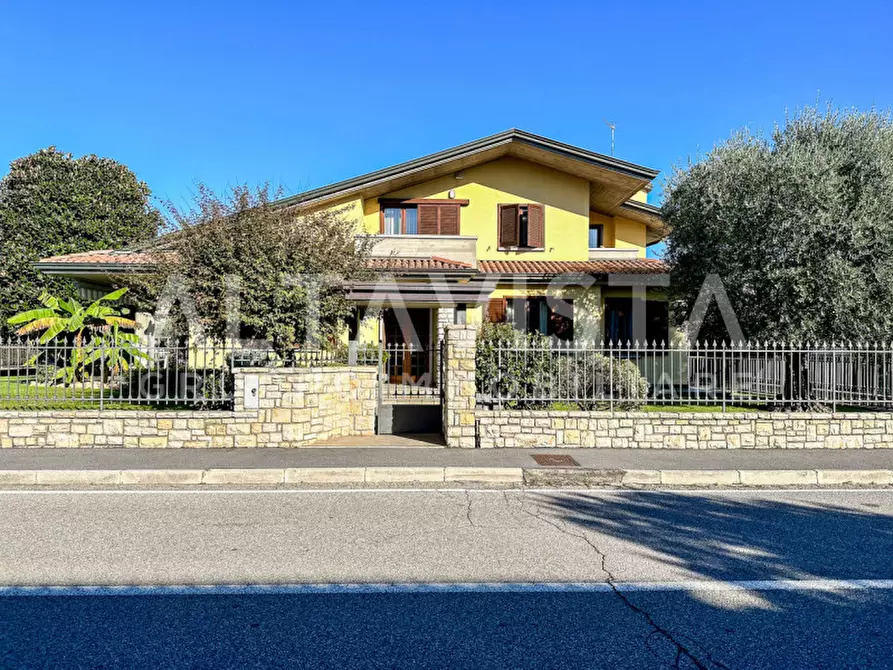 Immagine 5 di Villa in vendita  in Via Zadei a Rezzato