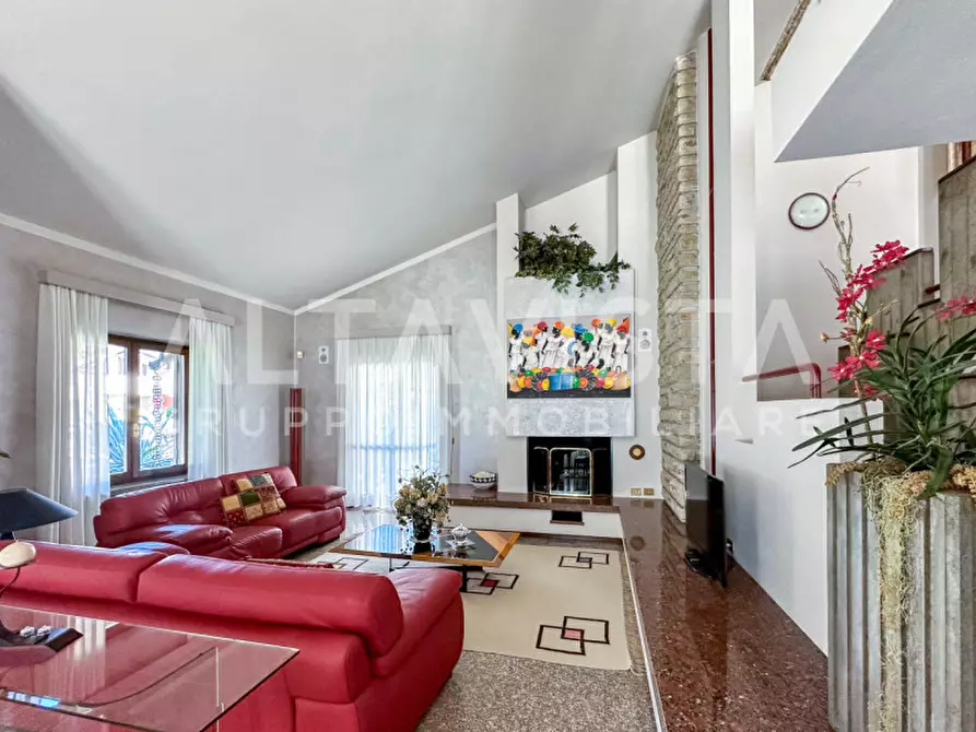 Immagine 10 di Villa in vendita  in Via Zadei a Rezzato