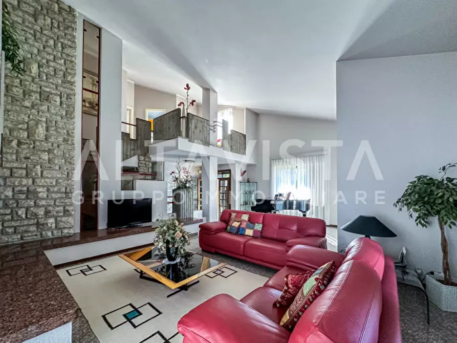 Immagine 12 di Villa in vendita  in Via Zadei a Rezzato