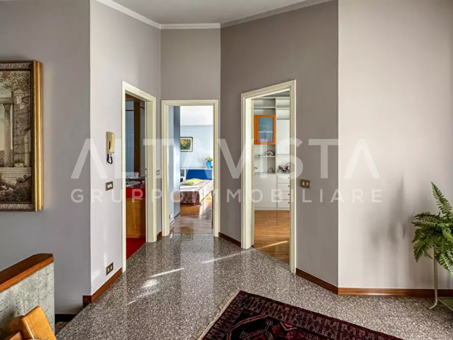 Immagine 25 di Villa in vendita  in Via Zadei a Rezzato