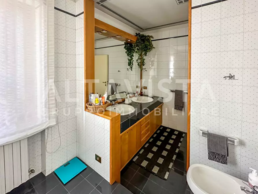 Immagine 31 di Villa in vendita  in Via Zadei a Rezzato