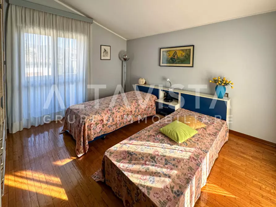 Immagine 34 di Villa in vendita  in Via Zadei a Rezzato