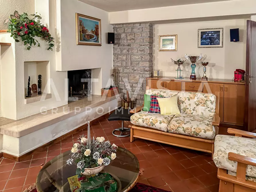 Immagine 43 di Villa in vendita  in Via Zadei a Rezzato