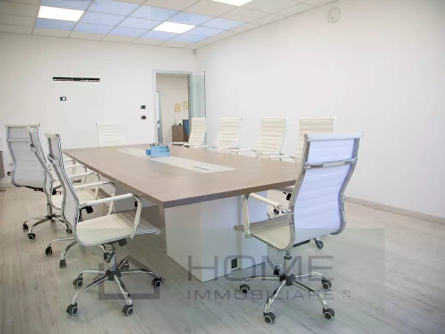 Immagine 11 di Laboratorio in vendita  in Via 1 Maggio a Rovolon