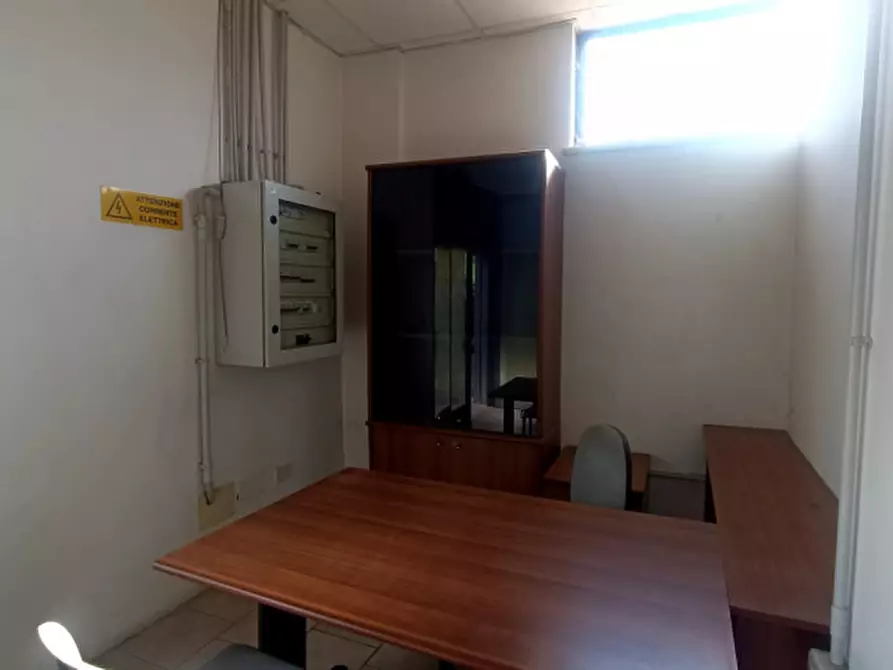 Immagine 2 di Capannone industriale in vendita  in VIA SALCETO a Sora