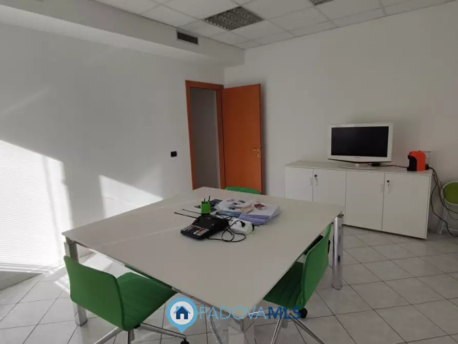 Immagine 2 di Ufficio in vendita  in Via Panà a Noventa Padovana