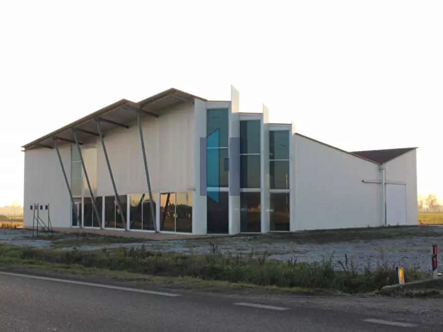 Immagine 3 di Capannone industriale in vendita  in VIA BREDAZZANE a Montichiari