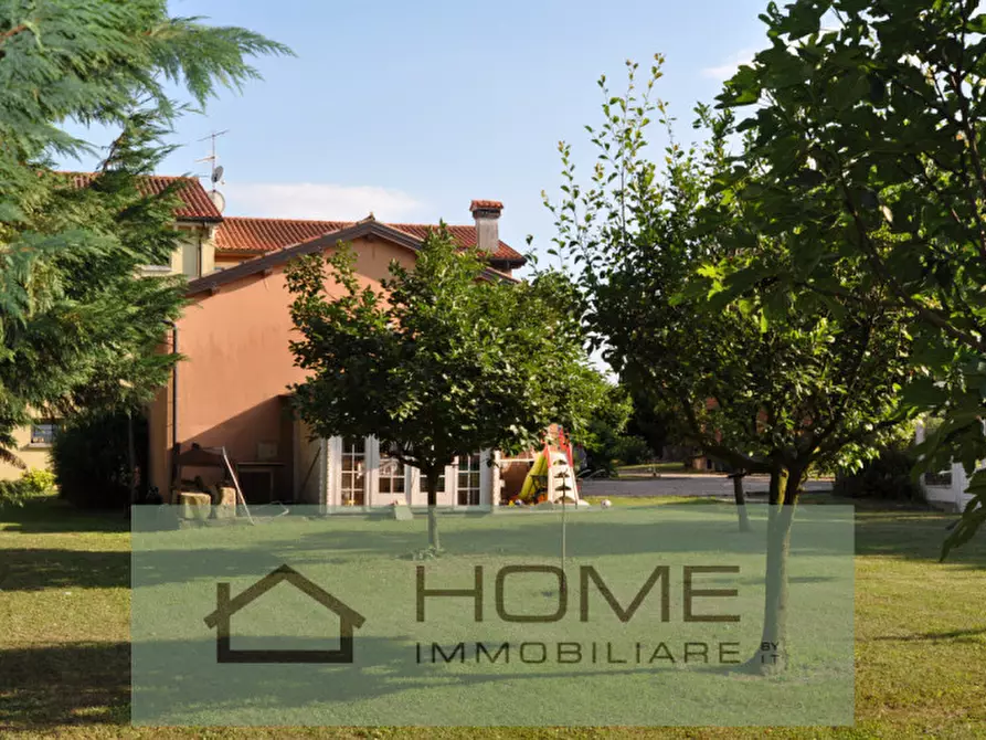 Immagine 3 di Villa in vendita  in Via Basse a Nanto