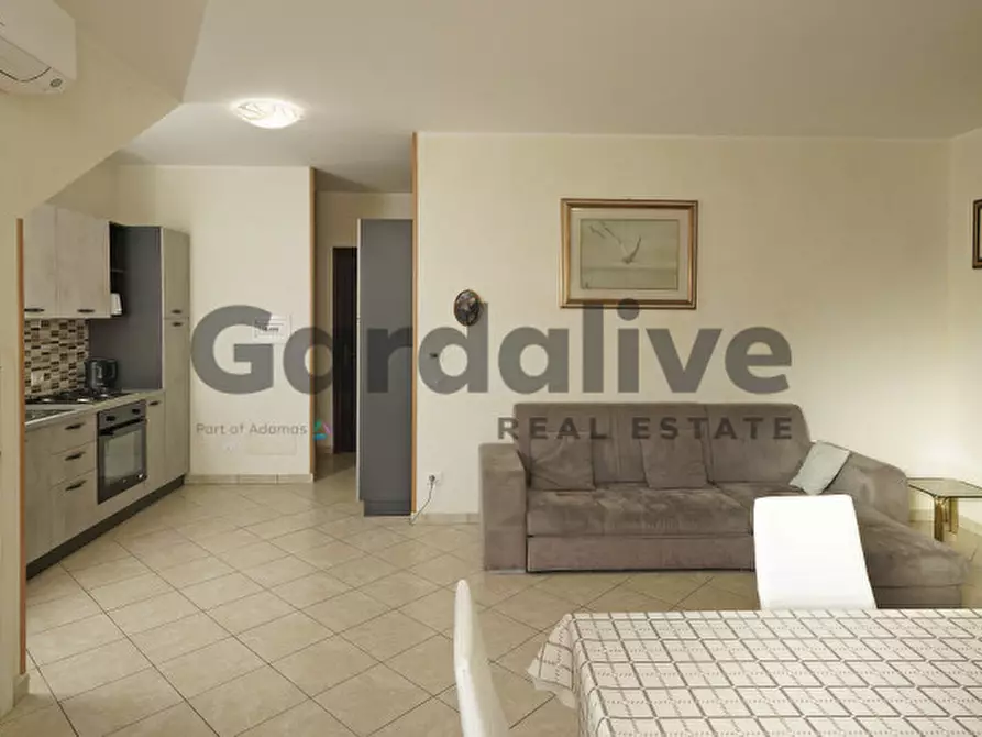 Immagine 7 di Appartamento in vendita  in Via Santi a Sirmione