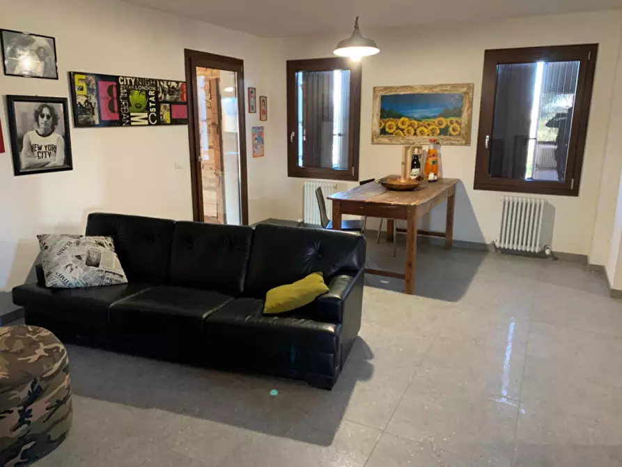 Immagine 5 di Rustico / casale in vendita  a Piazzola Sul Brenta