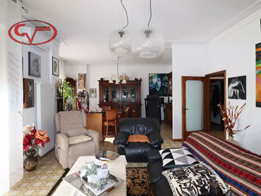 Immagine 4 di Appartamento in vendita  in Viale Diaz a Montevarchi