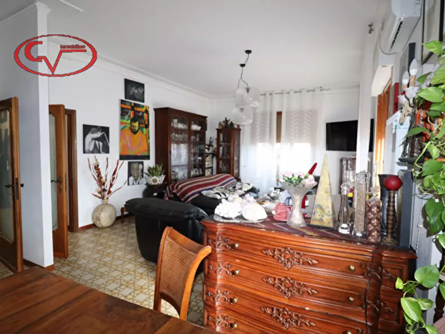 Immagine 7 di Appartamento in vendita  in Viale Diaz a Montevarchi