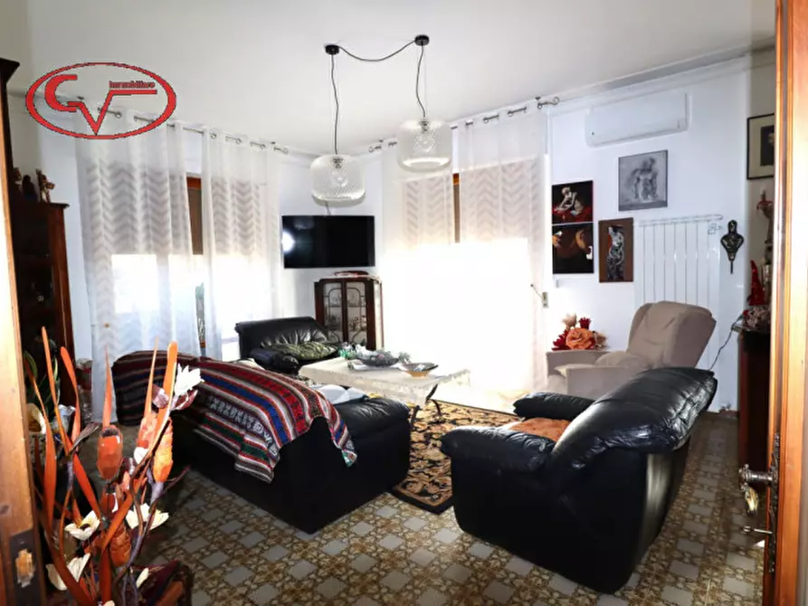 Immagine 9 di Appartamento in vendita  in Viale Diaz a Montevarchi