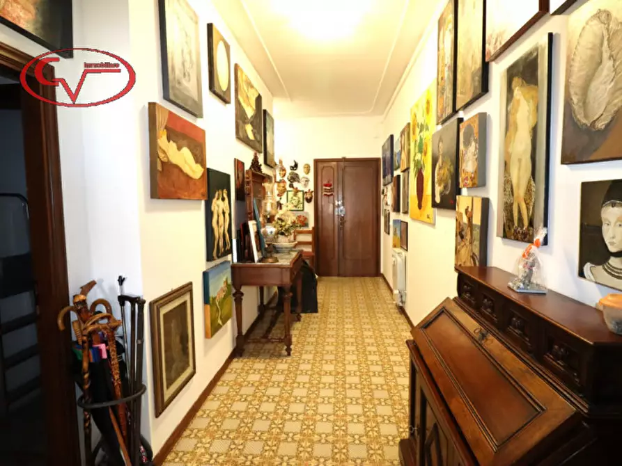 Immagine 14 di Appartamento in vendita  in Viale Diaz a Montevarchi