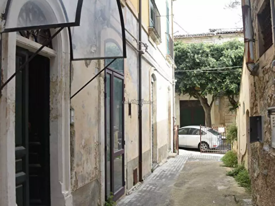 Immagine 2 di Casa indipendente in vendita  in Corso Regina Elena a Modica
