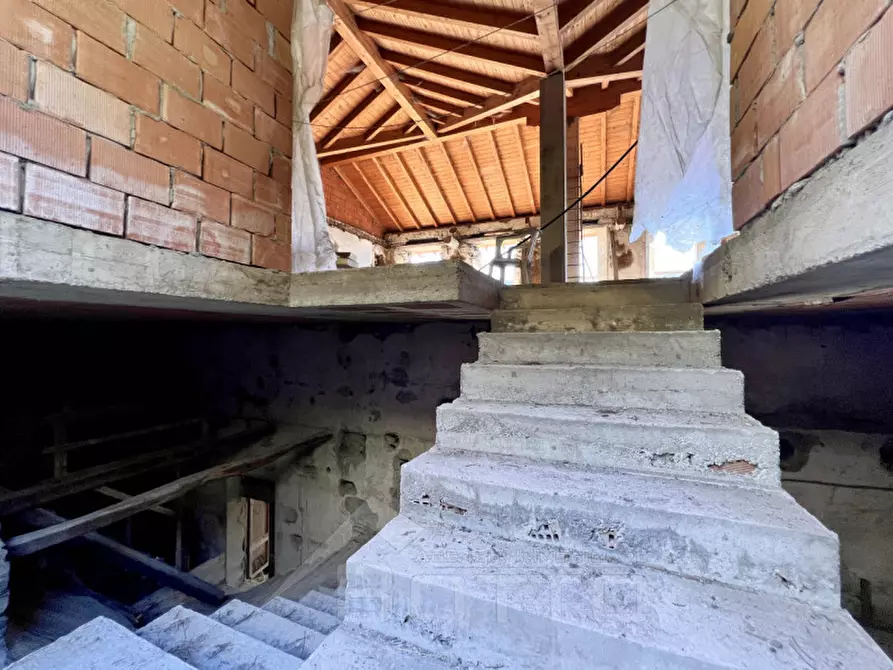 Immagine 19 di Rustico / casale in vendita  in Via Lago 48 a Nonio