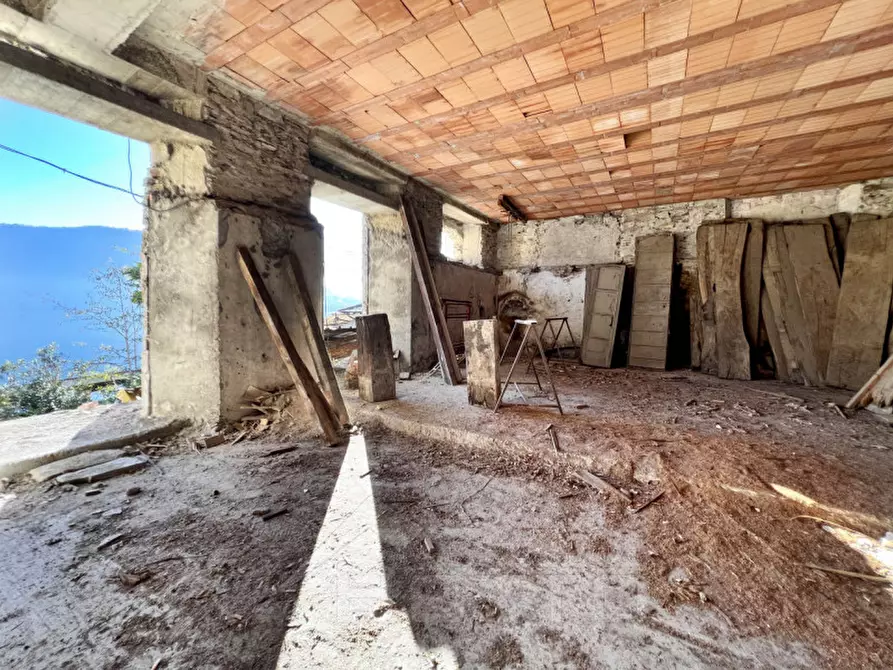 Immagine 23 di Rustico / casale in vendita  in Via Lago 48 a Nonio