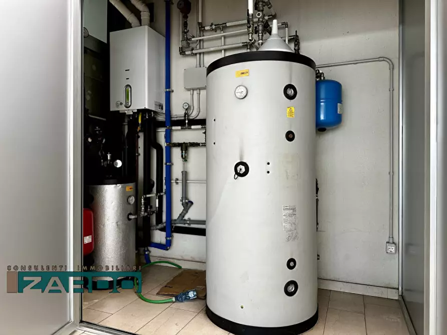 Immagine 15 di Ufficio in affitto  in ss245 a Castello Di Godego