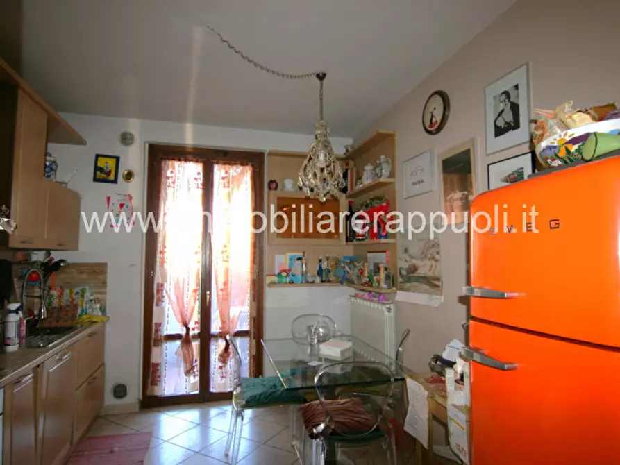 Immagine 6 di Villetta a schiera in vendita  a Sinalunga