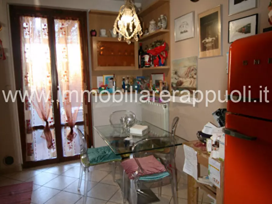 Immagine 8 di Villetta a schiera in vendita  a Sinalunga