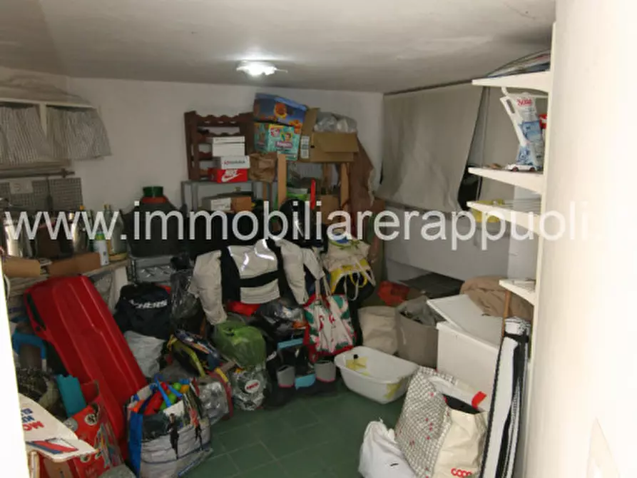 Immagine 9 di Villetta a schiera in vendita  a Sinalunga