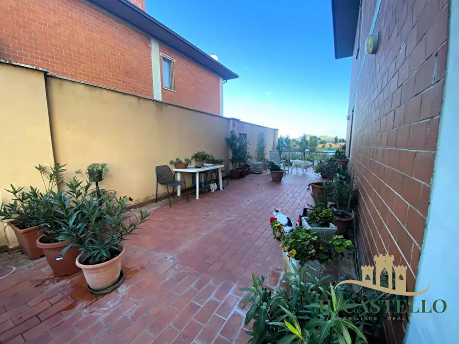 Immagine 3 di Appartamento in vendita  in via santa maria a Castiglione Del Lago