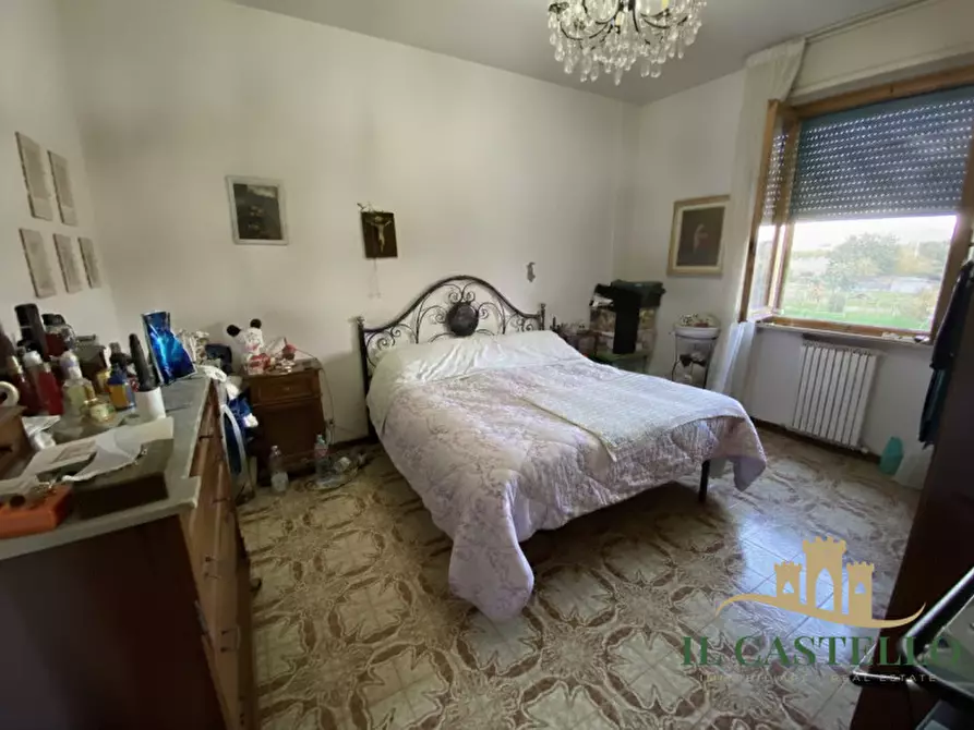 Immagine 5 di Appartamento in vendita  in via santa maria a Castiglione Del Lago