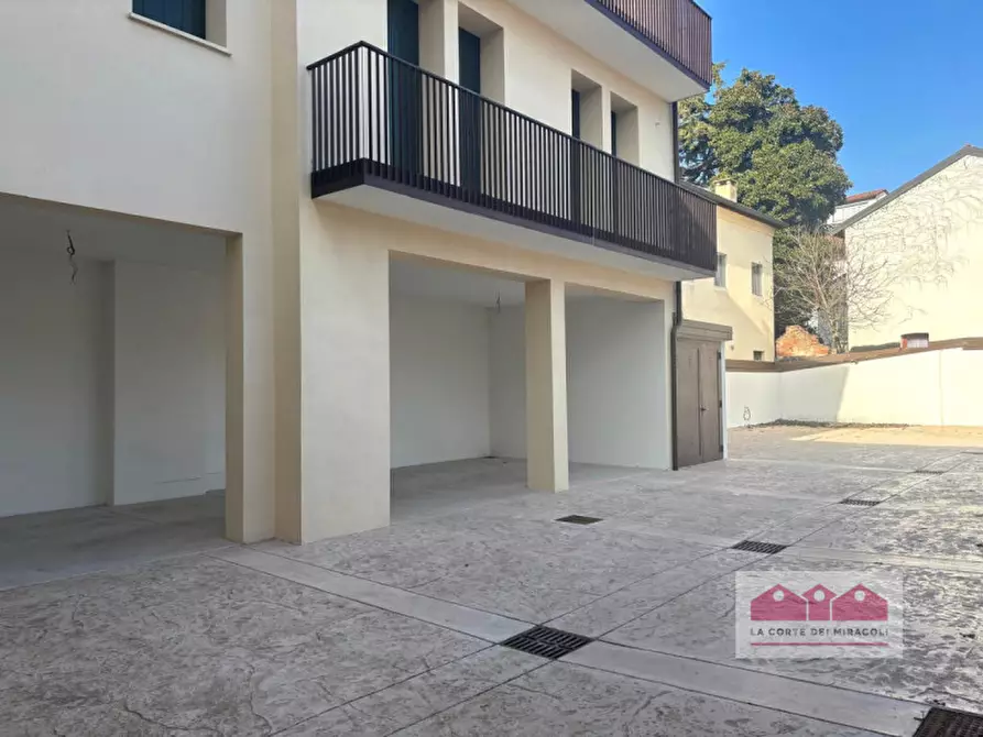 Immagine 3 di Appartamento in vendita  in Contrà Lodi a Vicenza