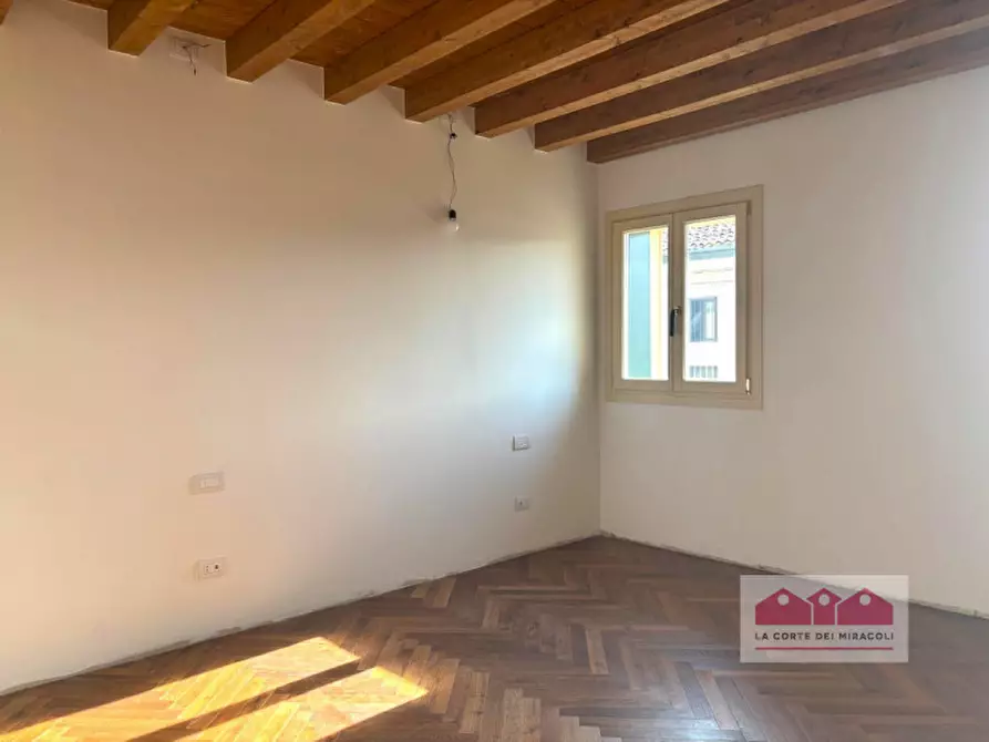 Immagine 10 di Appartamento in vendita  in Contrà Lodi a Vicenza