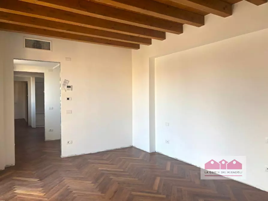 Immagine 12 di Appartamento in vendita  in Contrà Lodi a Vicenza