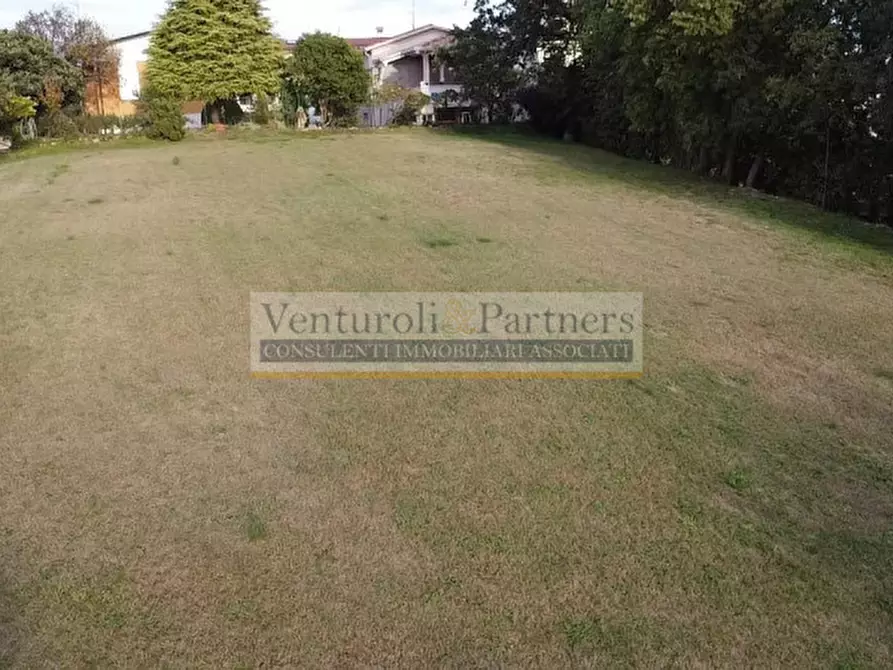 Immagine 3 di Terreno in vendita  in via maraschino a Lonato del Garda