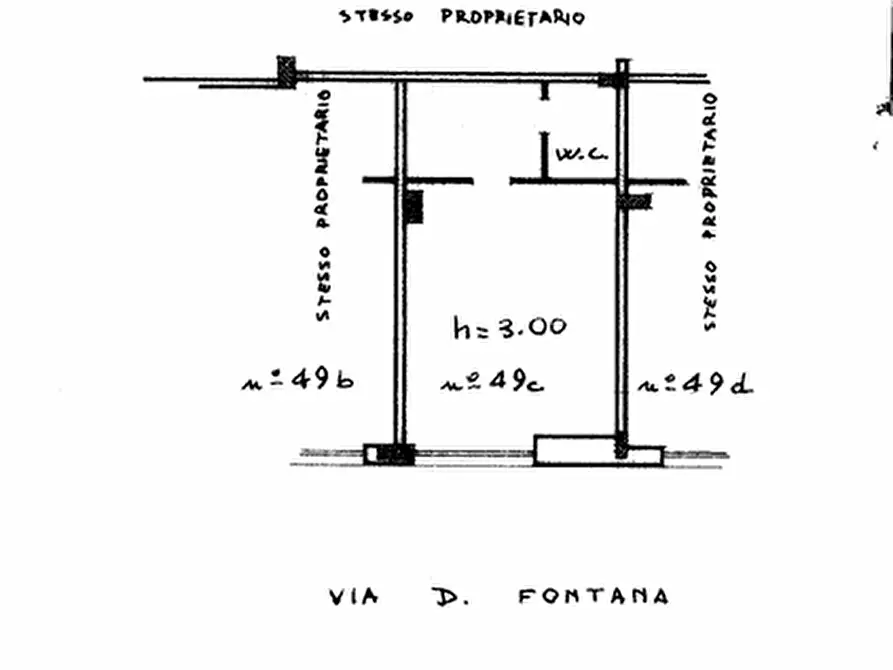 Immagine 24 di Negozio in affitto  in Via Domenico Fontana a Napoli