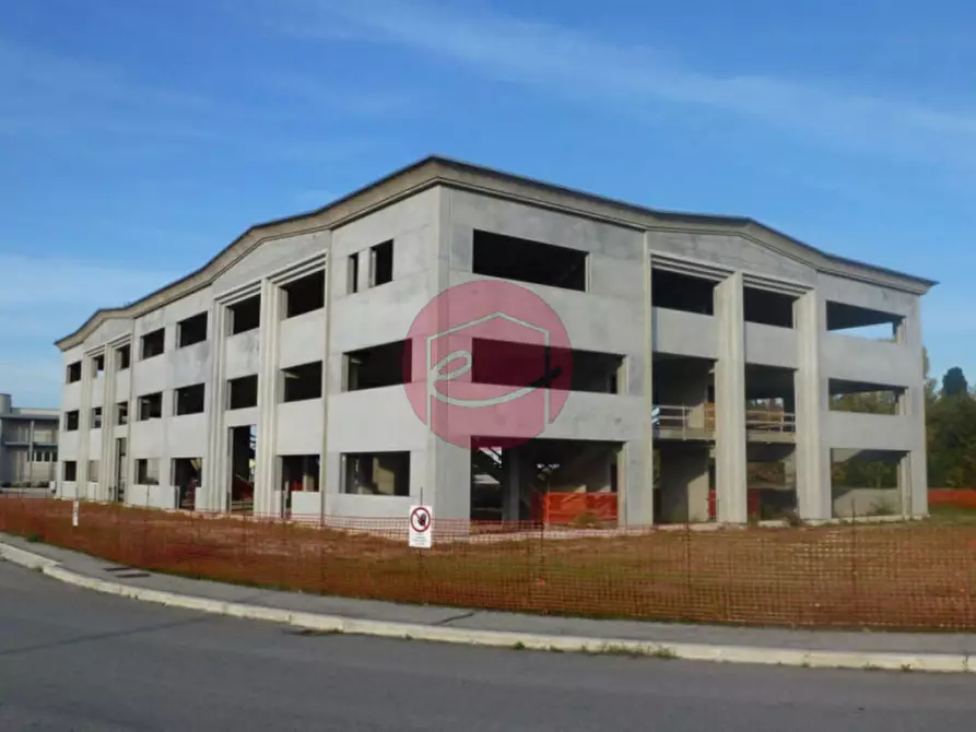 Immagine 2 di Capannone industriale in vendita  a Longiano