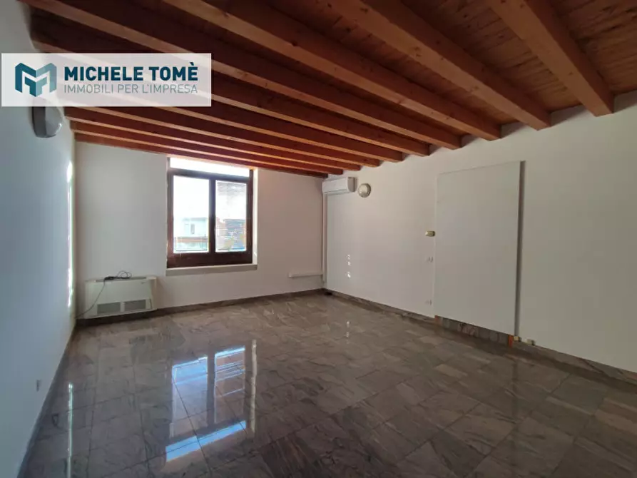 Immagine 4 di Ufficio in affitto  in via passo napoleone a Sant'ambrogio Di Valpolicella
