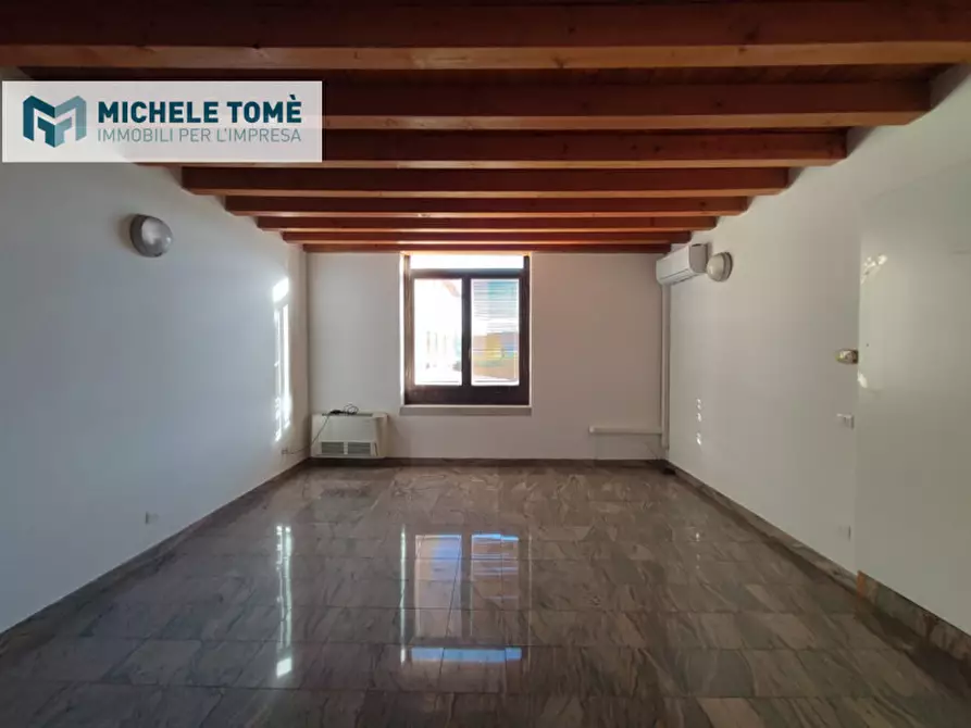 Immagine 7 di Ufficio in affitto  in via passo napoleone a Sant'ambrogio Di Valpolicella