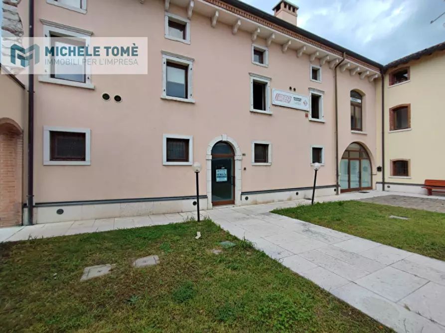 Immagine 9 di Ufficio in affitto  in via passo napoleone a Sant'ambrogio Di Valpolicella