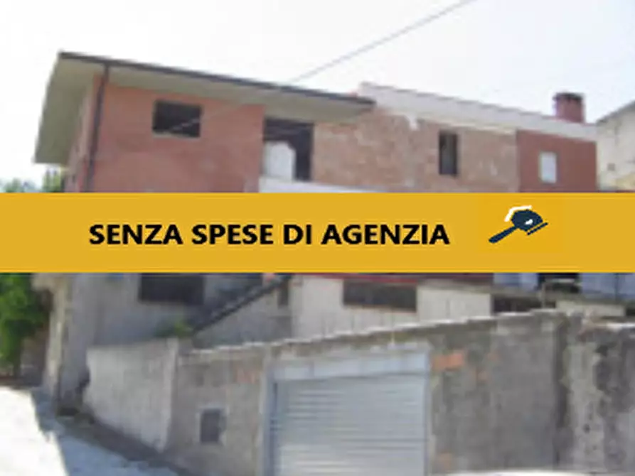 Immagine 1 di Casa indipendente in vendita  in VIA PARAGIANO a Cersosimo
