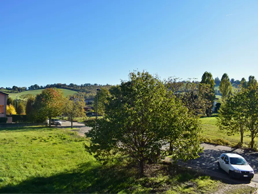 Immagine 23 di Villetta a schiera in vendita  in VIA AZZOLINI a Lesignano De' Bagni