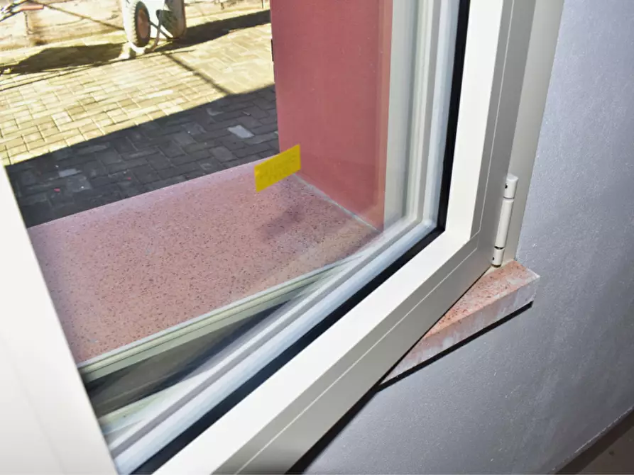 Immagine 32 di Villetta a schiera in vendita  in VIA AZZOLINI a Lesignano De' Bagni