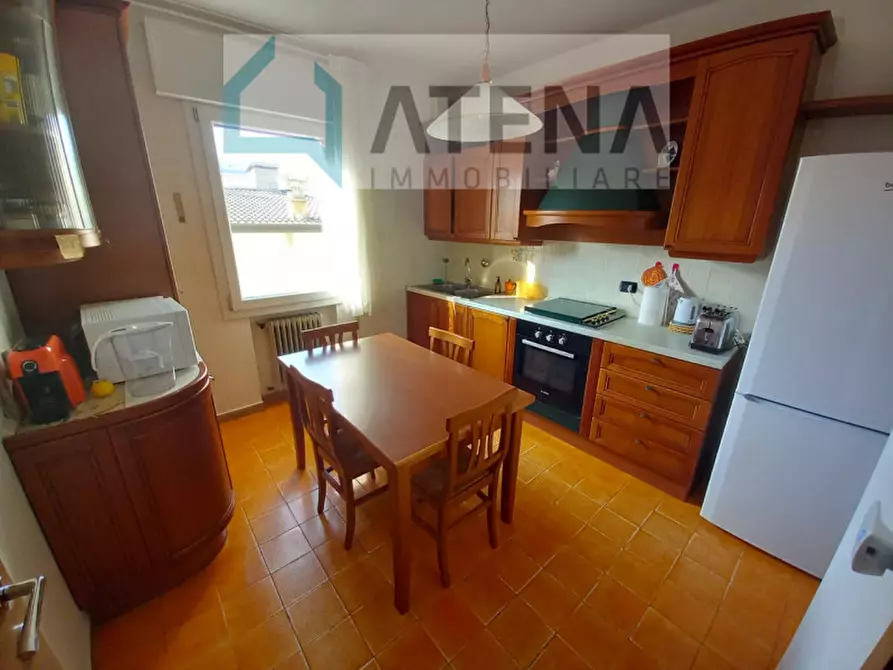 Immagine 4 di Camera in affitto  in via stendhal a Padova