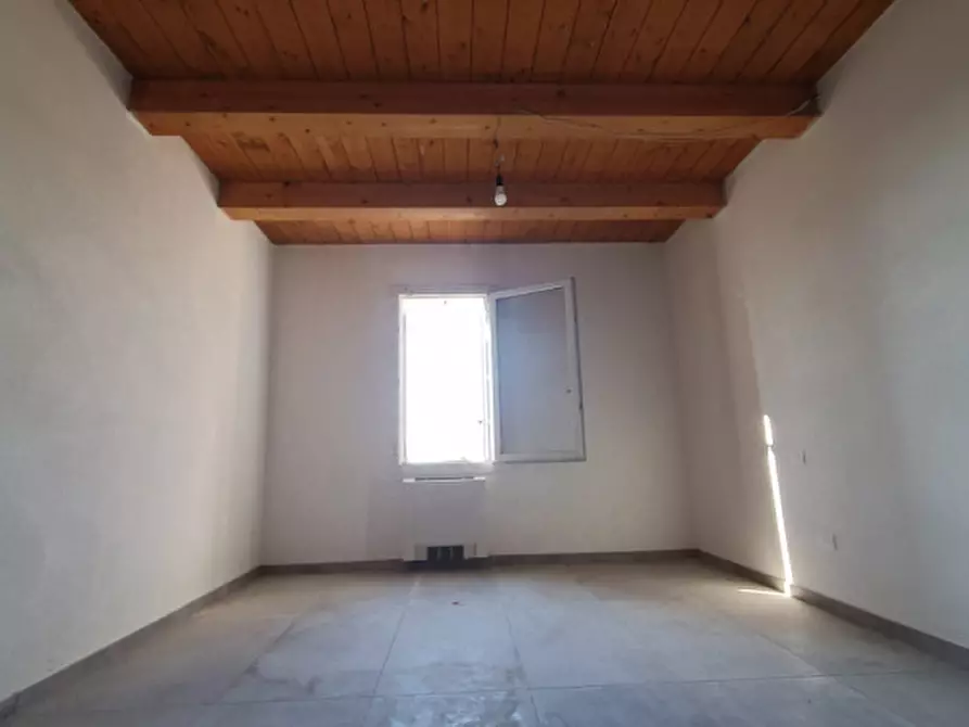 Immagine 8 di Villa in vendita  in VIA CHIAVICA a San Possidonio