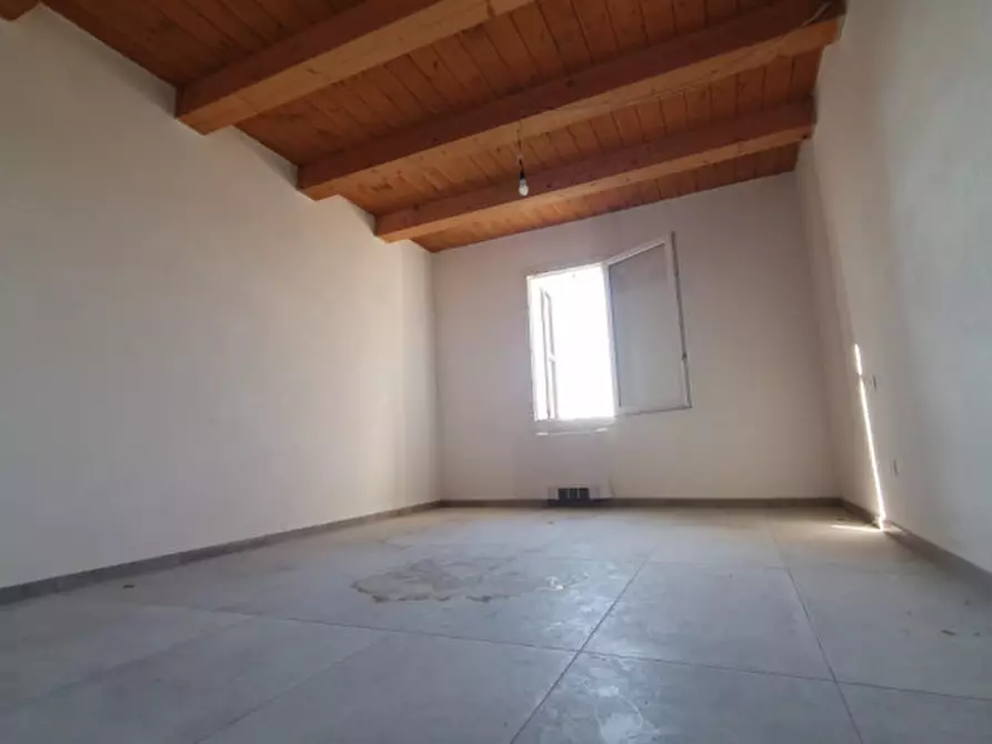 Immagine 9 di Villa in vendita  in VIA CHIAVICA a San Possidonio